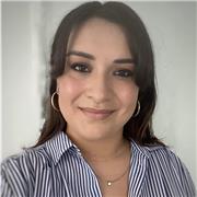 Laureata magistrale in Filologia. Impartisco lezioni di Italiano, italiano per studenti stranieri, letterature, grammatica, latino, greco, francese ed inglese